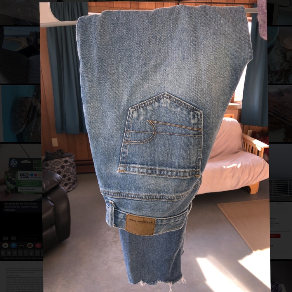 American Eagle Mom Jean
